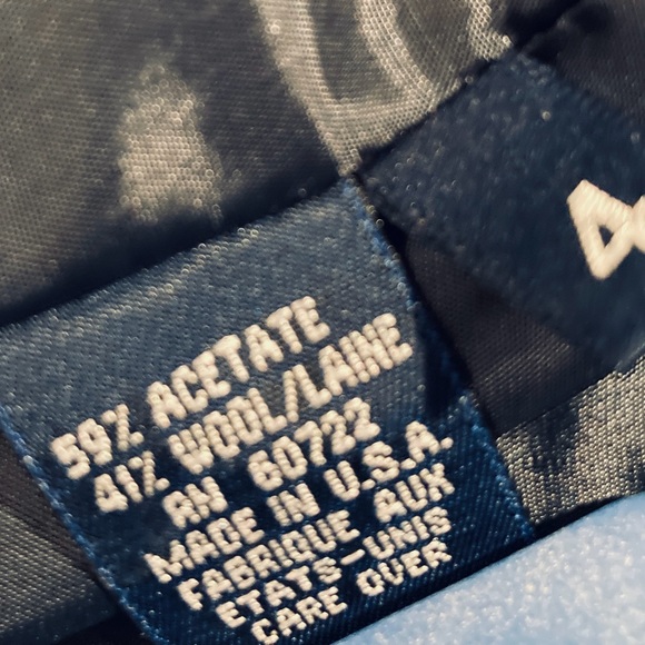 Vintage Burberry of London Navy Blue Satin Finish Belted Wrap Blazer size 4 - Picture 6 of 6